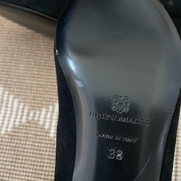 Bruno Magli black suede ankle zip booties - Picture 5 of 5